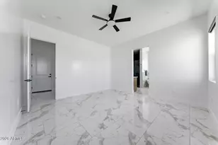 18714 W Beechnut Dr, Buckeye, AZ 85326 - Photo 29