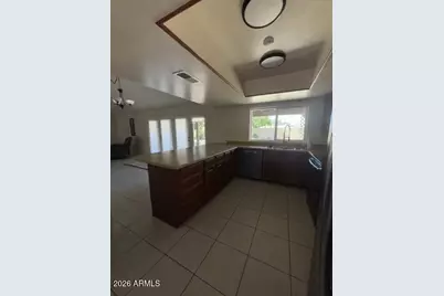 2618 W Knowles Avenue, Mesa, AZ 85202 - Photo 3