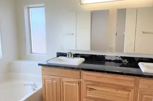 19636 N Coyote Lakes Pkwy, Surprise, AZ 85378 - Photo 11