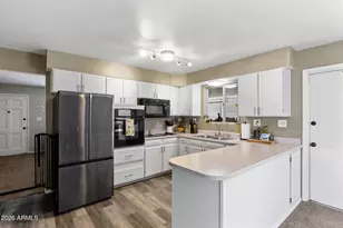 3710 W Caron St, Phoenix, AZ 85051 - Photo 3