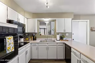 3710 W Caron St, Phoenix, AZ 85051 - Photo 11