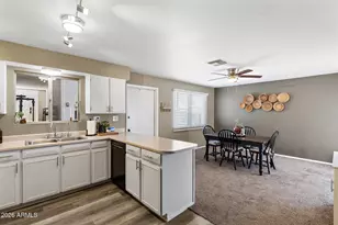 3710 W Caron St, Phoenix, AZ 85051 - Photo 11