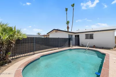 3710 W Caron Street, Phoenix, AZ 85051 - Photo 27