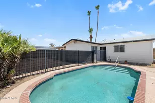 3710 W Caron St, Phoenix, AZ 85051 - Photo 27