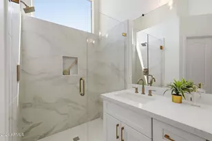 237 W Loma Vista St, Gilbert, AZ 85233 - Photo 23