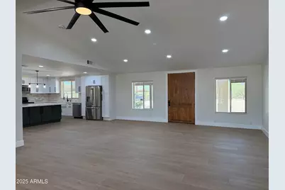6703 E Calle De Las Estrellas -- #1, Cave Creek, AZ 85331 - Photo 5