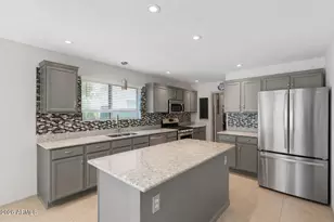 3207 W Molly Ln, Phoenix, AZ 85083 - Photo 3