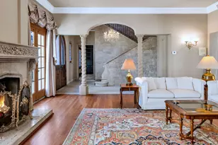 161 E Country Club Dr, Phoenix, AZ 85014 - Photo 5
