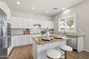 1688 E Lexington Ave, Gilbert, AZ 85234 - Photo 9