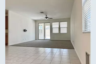 10622 E Wavelength Avenue, Mesa, AZ 85212 - Photo 5