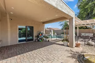 17327 W Straight Arrow Ln, Surprise, AZ 85387 - Photo 49