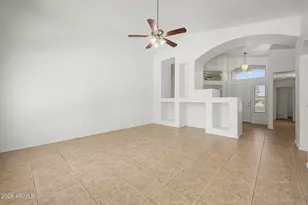 1019 E Windsor Dr, Gilbert, AZ 85296 - Photo 9