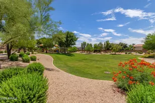 1019 E Windsor Dr, Gilbert, AZ 85296 - Photo 41
