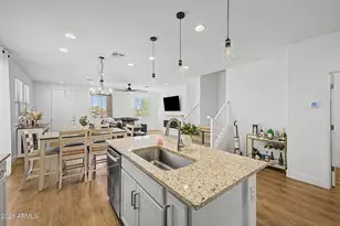 1212 W Sparrow Dr, San Tan Valley, AZ 85140 - Photo 15