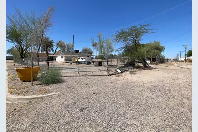 409 2nd Avenue E #11, Buckeye, AZ 85326 - Photo 9