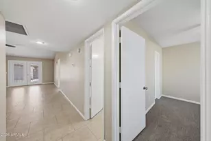 6817 W Eva St, Peoria, AZ 85345 - Photo 17