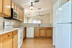 3162 W Sunshine Butte Dr, San Tan Valley, AZ 85144 - Photo 5