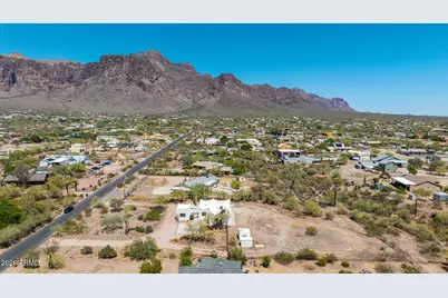 4979 E Pioneer Street, Apache Junction, AZ 85119 - Photo 41