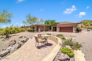 10290 E Engel Canyon Way, Gold Canyon, AZ 85118 - Photo 3