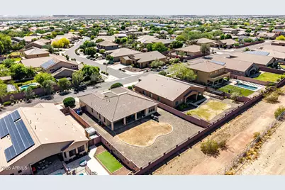 26919 N Gidiyup Trail, Phoenix, AZ 85085 - Photo 47