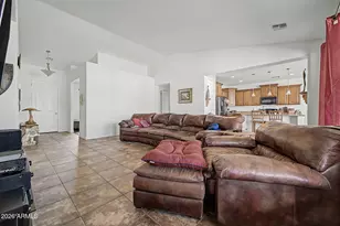 26919 N Gidiyup Trail, Phoenix, AZ 85085 - Photo 9