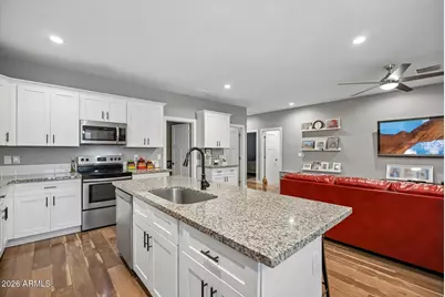 4931 S 11th Place, Phoenix, AZ 85040 - Photo 5