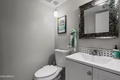 3136 N 38th Street #11, Phoenix, AZ 85018 - Photo 9