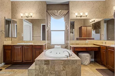 2316 W Villa Cassandra Drive, Phoenix, AZ 85086 - Photo 29