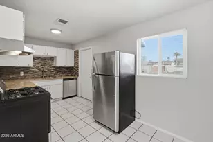 1852 E Mobile Ln, Phoenix, AZ 85040 - Photo 15