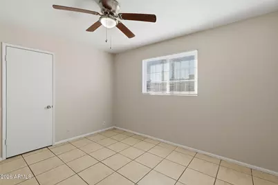 1852 E Mobile Lane, Phoenix, AZ 85040 - Photo 11