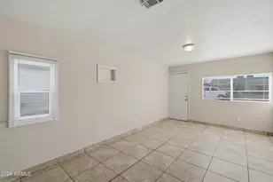 1852 E Mobile Ln, Phoenix, AZ 85040 - Photo 5