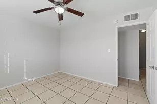 1852 E Mobile Ln, Phoenix, AZ 85040 - Photo 25