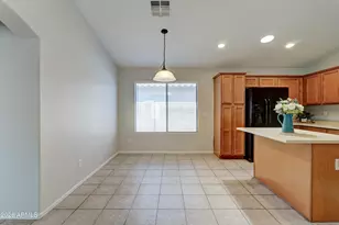 319 W Holstein Trail, San Tan Valley, AZ 85143 - Photo 7