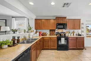 8076 W Sonoma Way, Florence, AZ 85132 - Photo 15