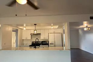 3431 W Acoma Dr, Phoenix, AZ 85053 - Photo 7