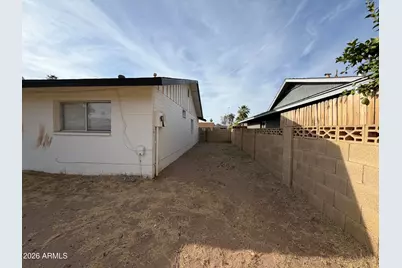 3431 W Acoma Drive, Phoenix, AZ 85053 - Photo 15
