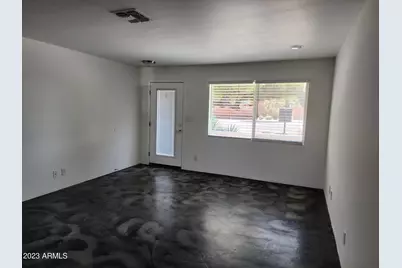 3416 N 37th Street #Apt 8, Phoenix, AZ 85018 - Photo 3
