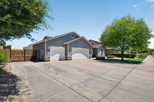 20464 E Bronco Dr, Queen Creek, AZ 85142 - Photo 3