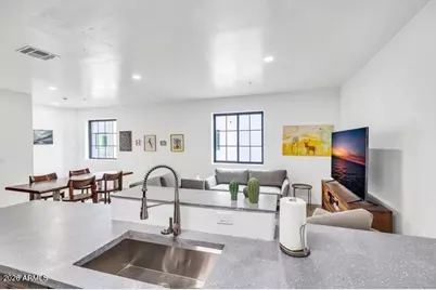 834 S Farmer Avenue, Tempe, AZ 85281 - Photo 3