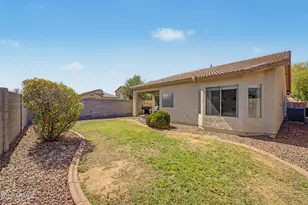 14675 W Mauna Loa Ln, Surprise, AZ 85379 - Photo 19