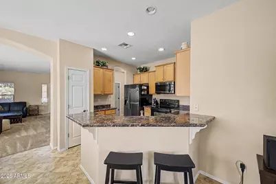 14675 W Mauna Loa Lane, Surprise, AZ 85379 - Photo 5