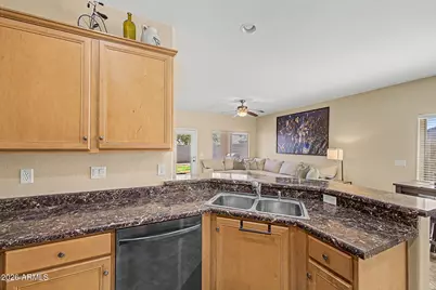 14675 W Mauna Loa Lane, Surprise, AZ 85379 - Photo 7