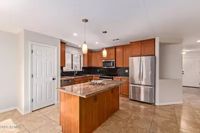15943 W Central Street, Surprise, AZ 85374 - Photo 7