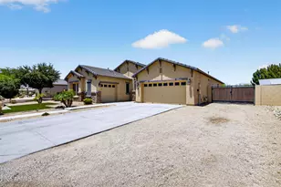 18412 W Colter Ct, Litchfield Park, AZ 85340 - Photo 5