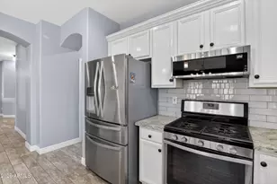 18412 W Colter Ct, Litchfield Park, AZ 85340 - Photo 19