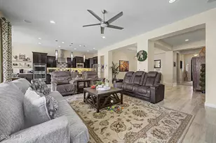 10236 W Bent Tree Dr S, Peoria, AZ 85383 - Photo 7