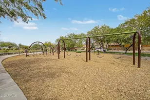 10236 W Bent Tree Dr S, Peoria, AZ 85383 - Photo 43