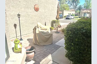 9504 W McRae Way, Peoria, AZ 85382 - Photo 3