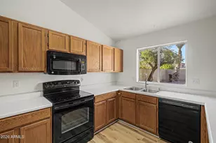 13310 E Butler St, Chandler, AZ 85225 - Photo 3