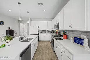 27940 N 178th Ln, Surprise, AZ 85387 - Photo 17